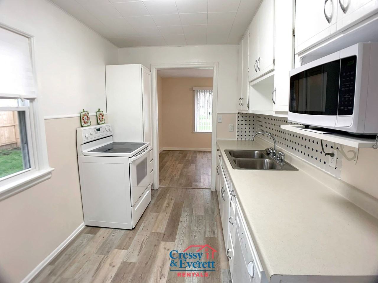 2105 Baldwin Drive - Photo 5 of 16