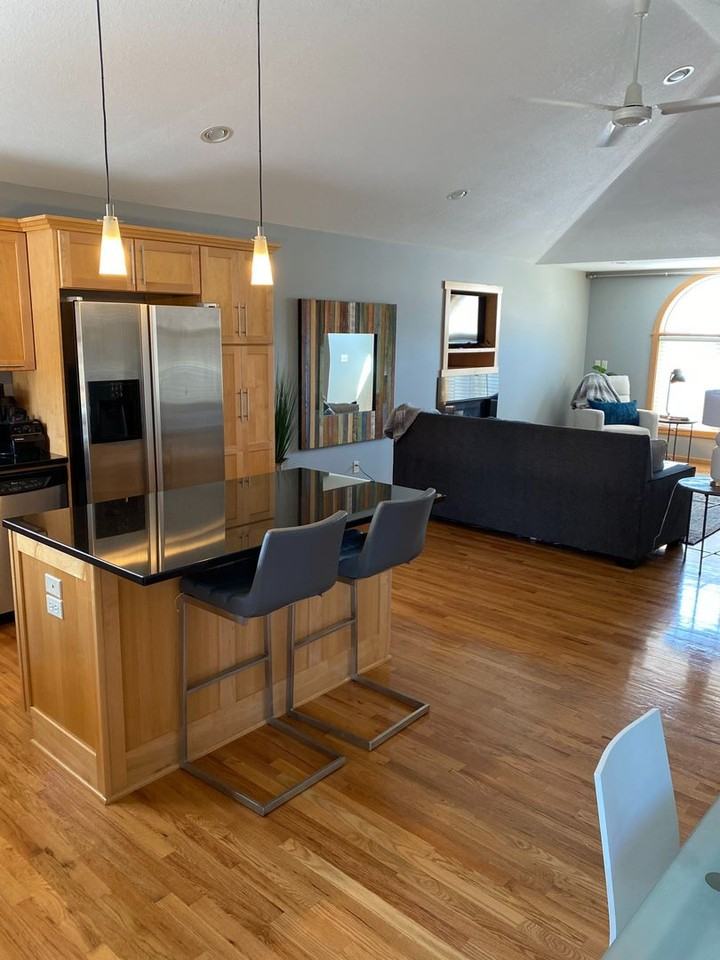 2397 Jade Place Northeast - Photo 4 of 14