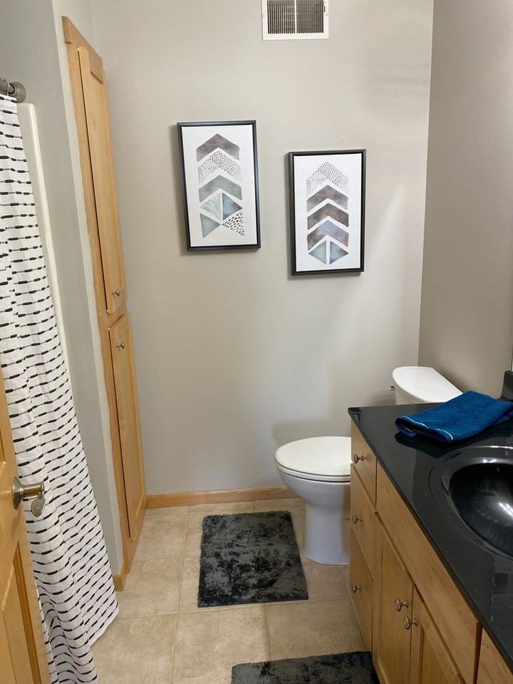 2397 Jade Place Northeast - Photo 6 of 14