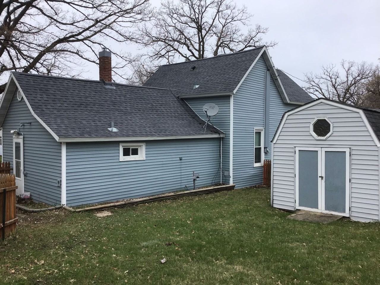 702 5th Ave E - Photo 2 of 16