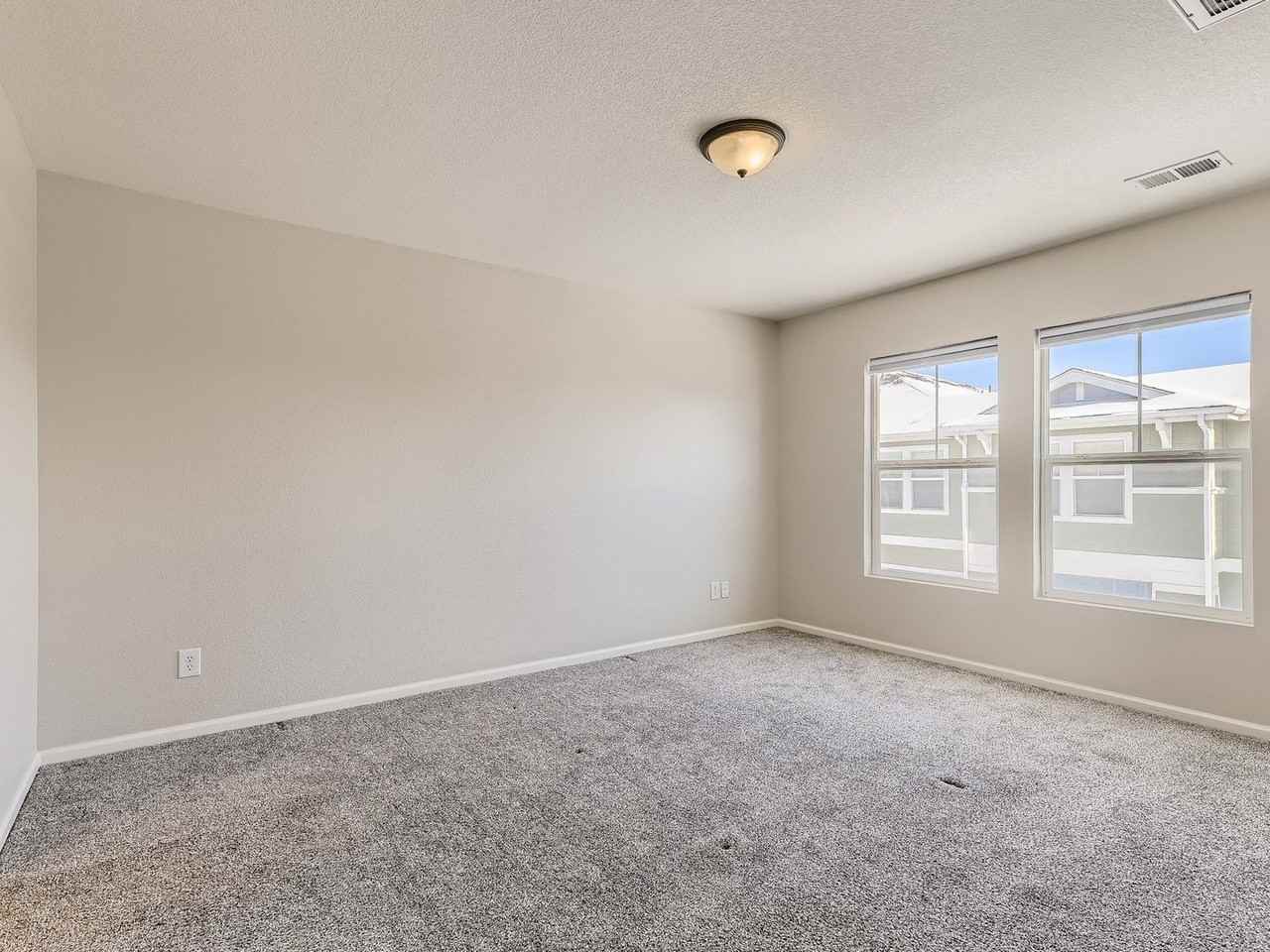 17101 Waterhouse Cir #E - Photo 6 of 11