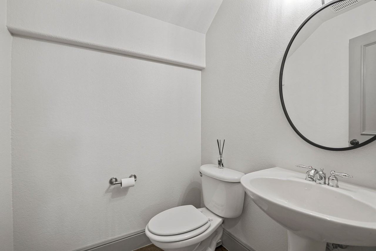 2561 Fountain Cv - Photo 5 of 18