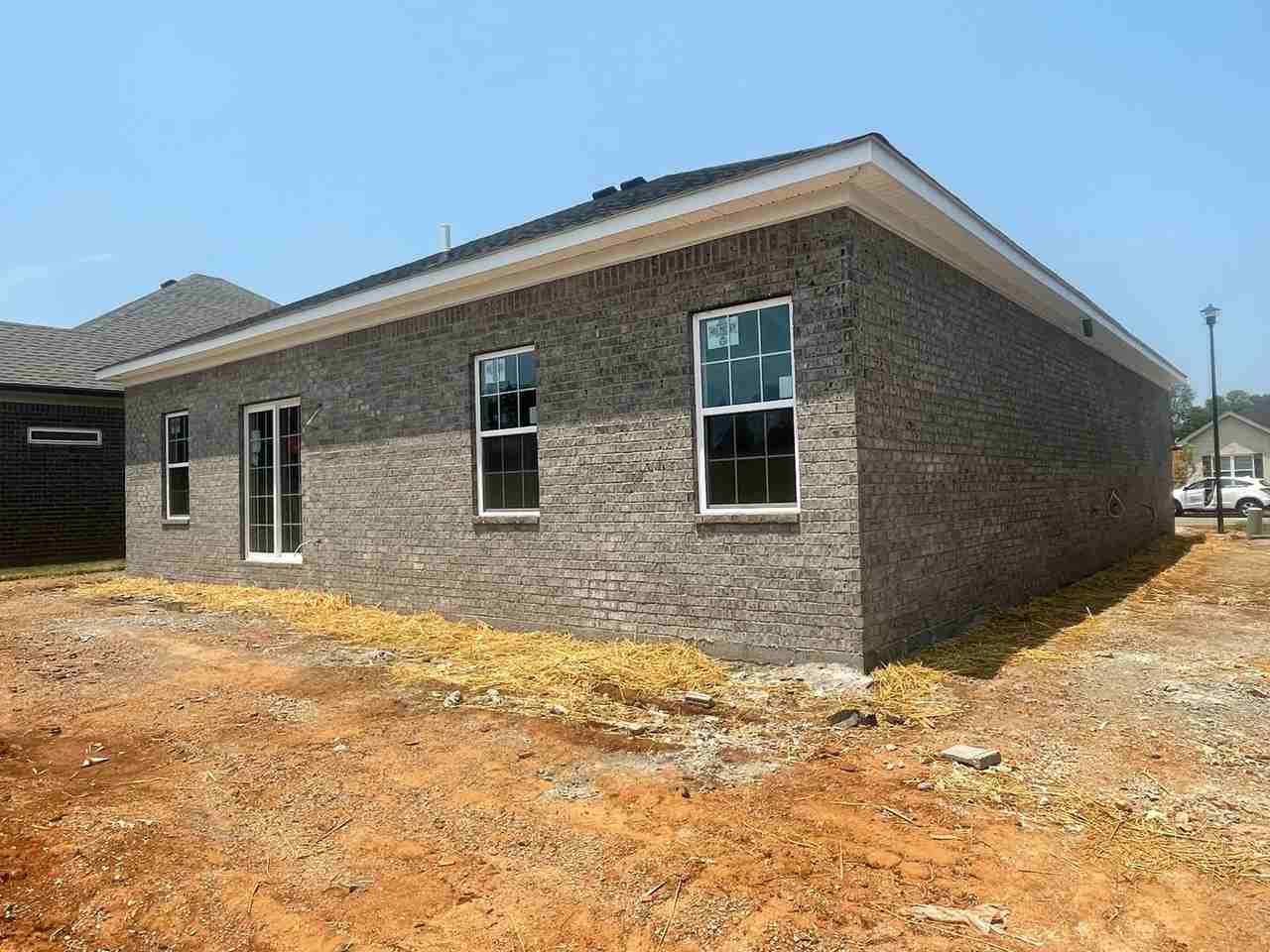 1217 Shallowford St - Photo 2 of 14