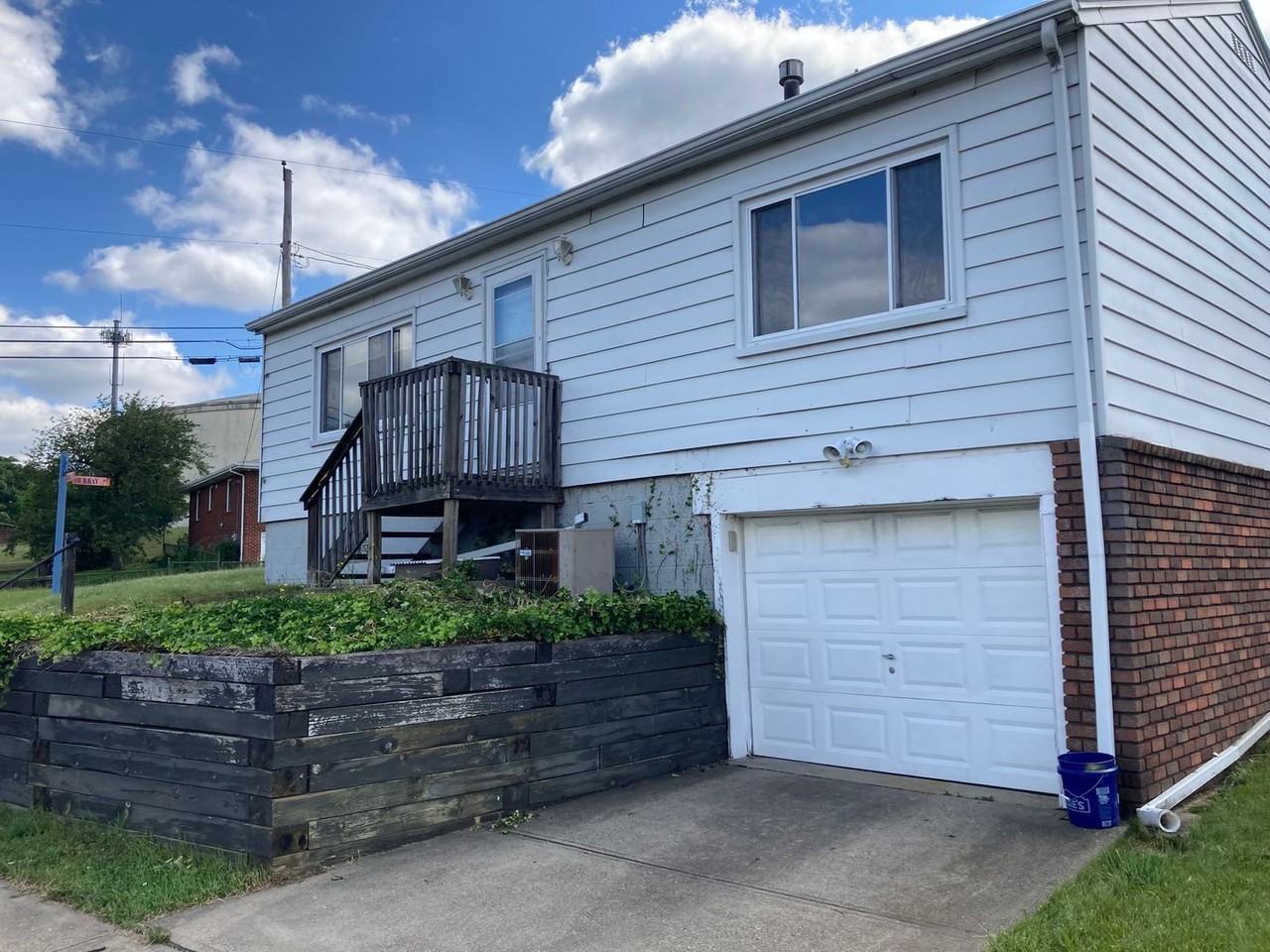 500 Murray Ave - Photo 2 of 18