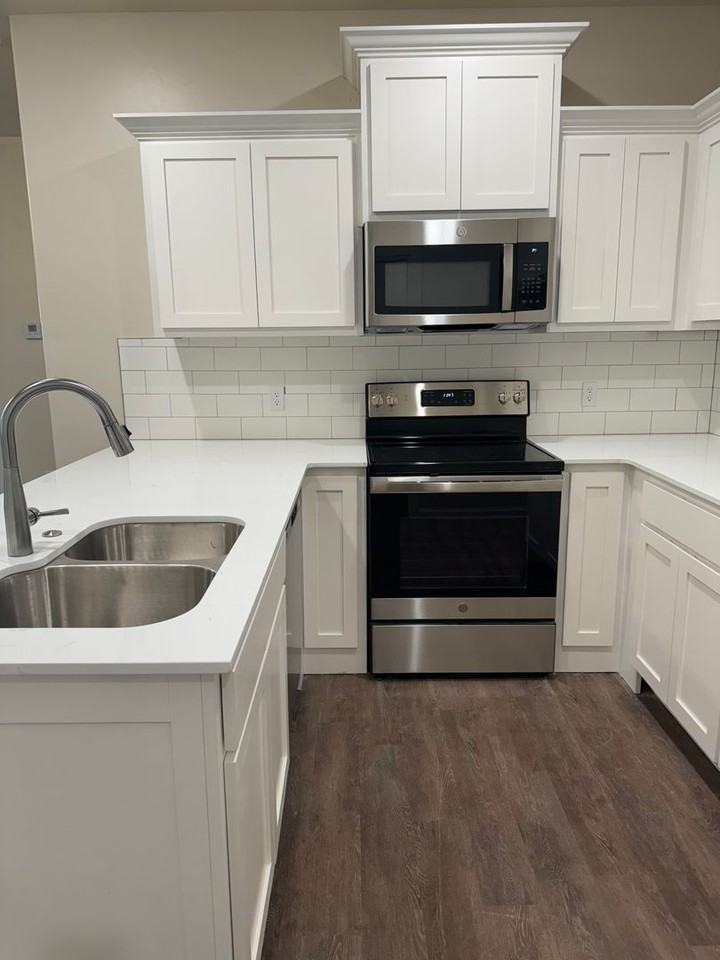 1413 Nw 14th St - Photo 6 of 20