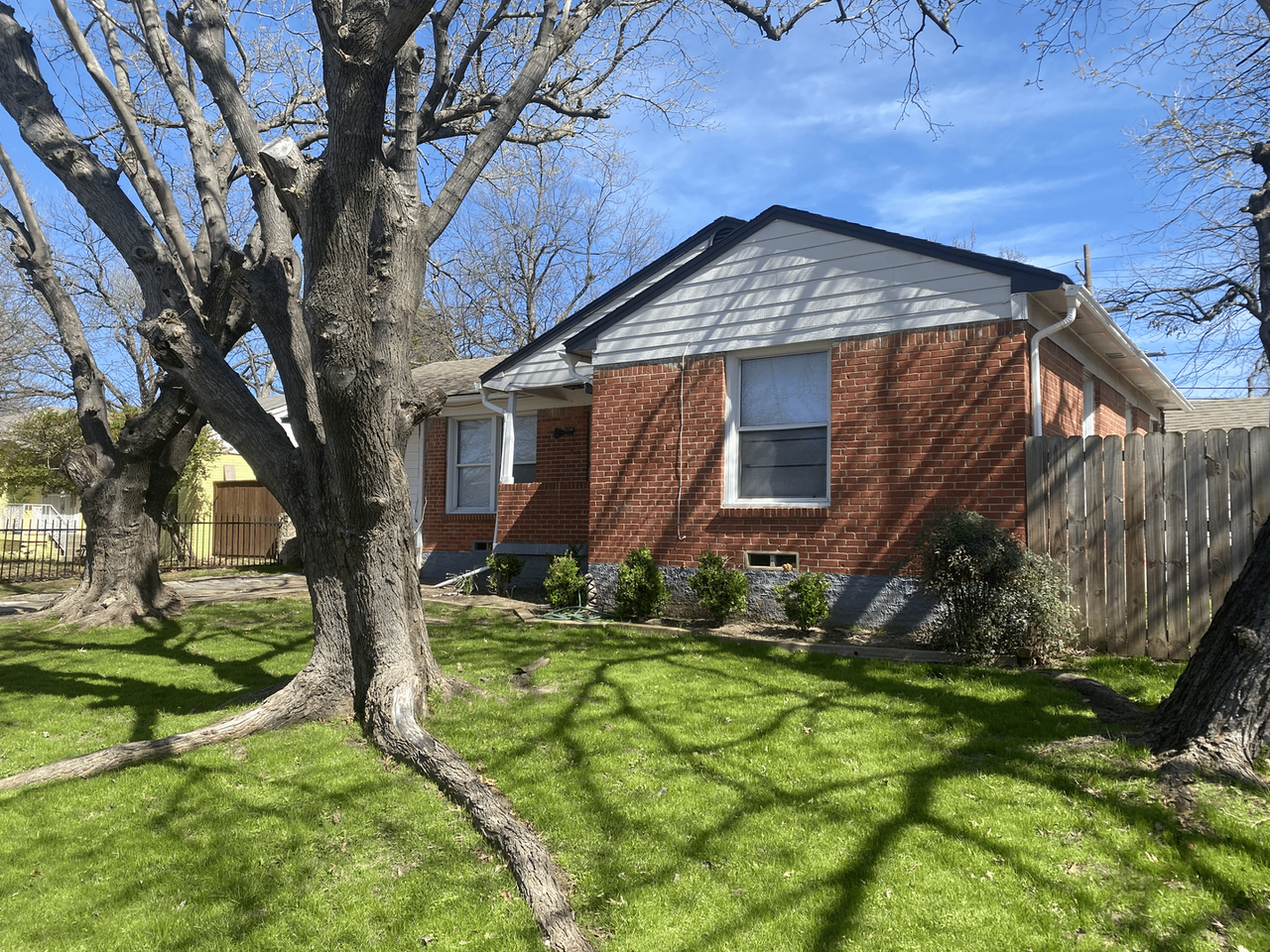 10710 Joaquin Dr - Photo 2 of 15