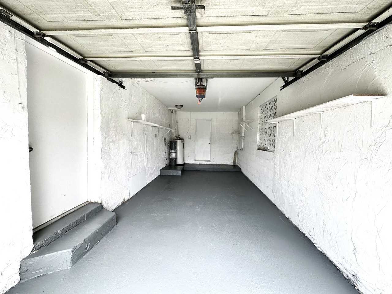 2117 Mitchell Ct - Photo 3 of 26