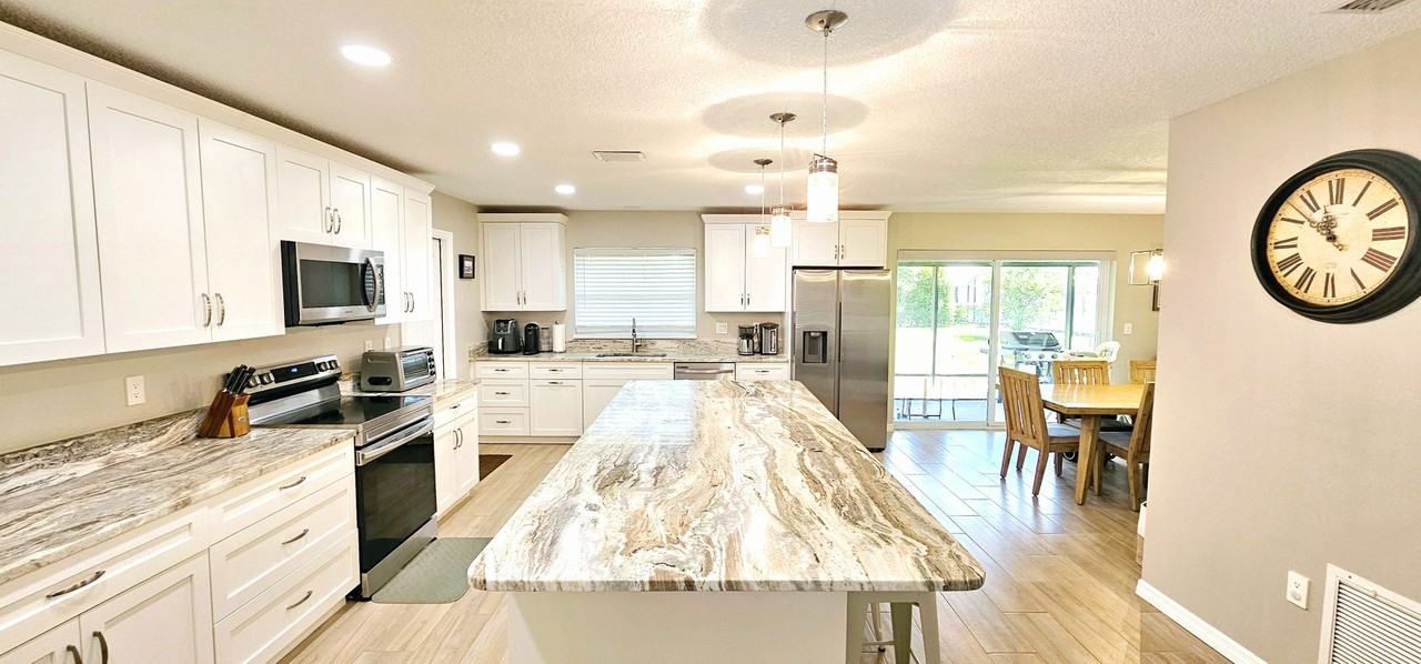 964 Beechfern Ln - Photo 3 of 32