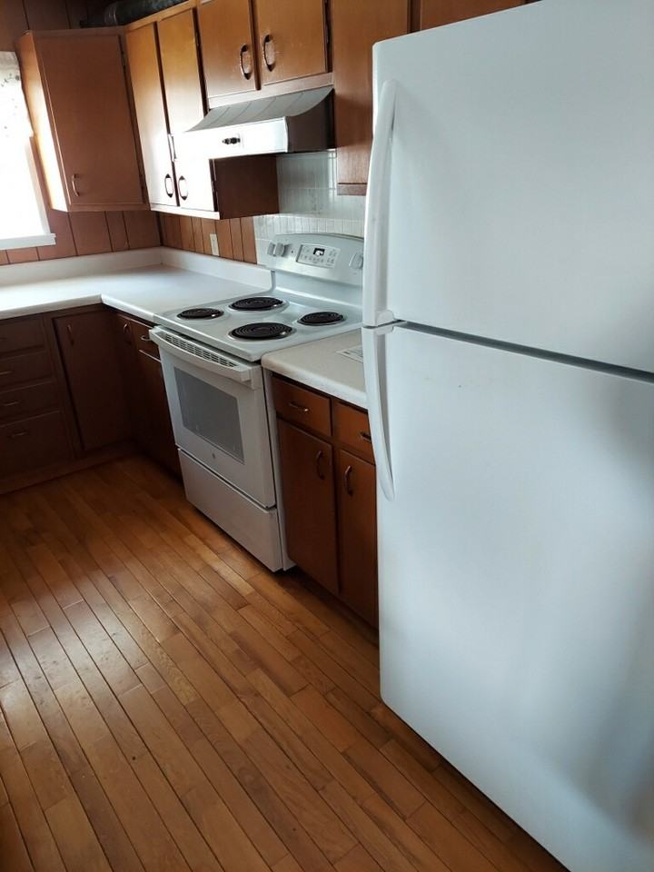 9069 Old Amish Rd #NA - Photo 3 of 10