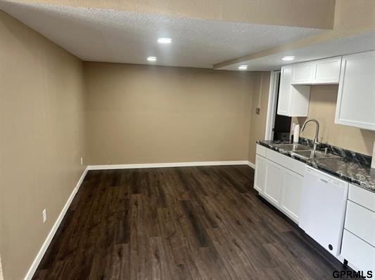 914 Chicago Ave #B - Photo 3 of 7