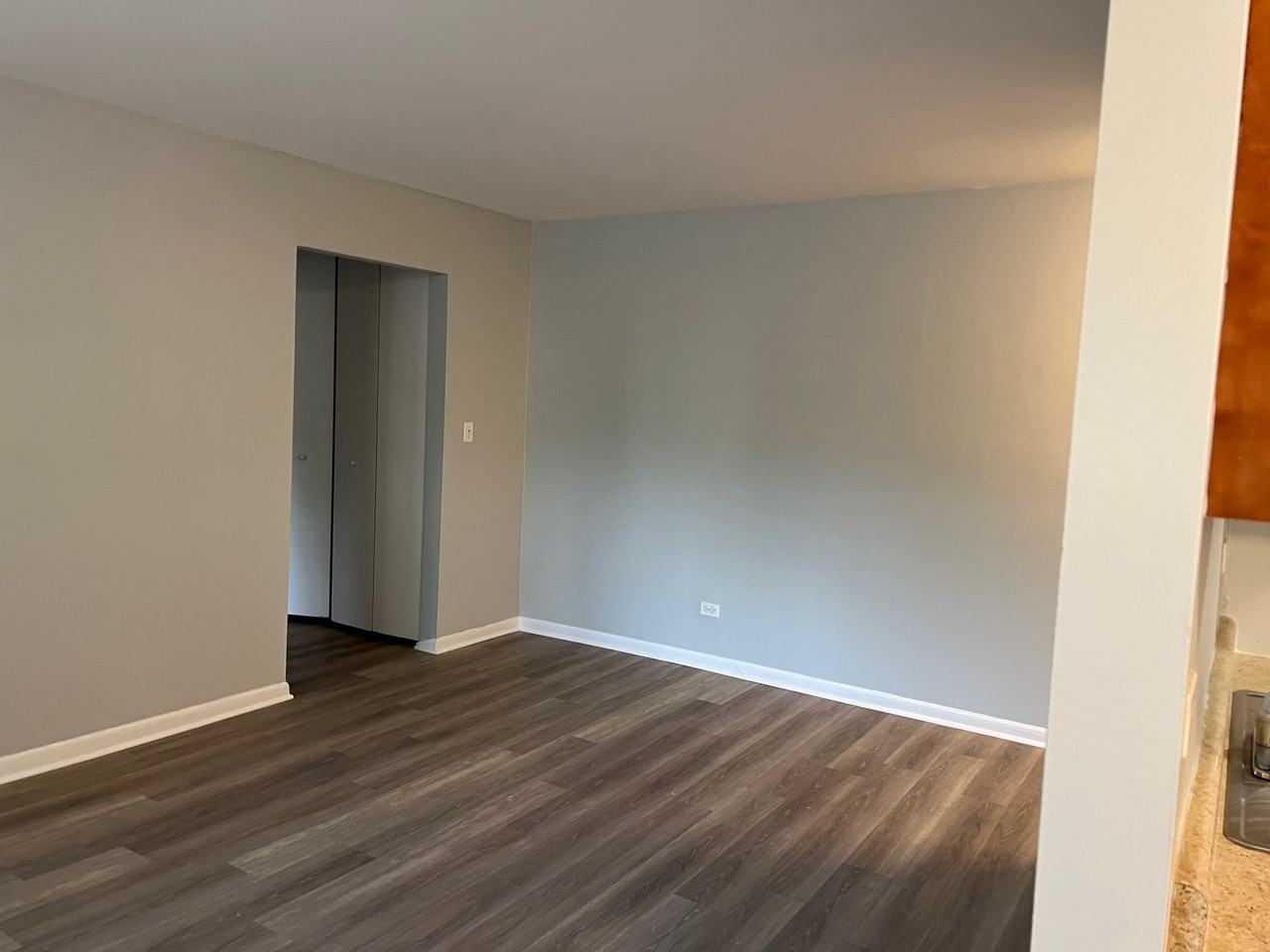 6000 N Sheridan Rd #2 - Photo 4 of 20