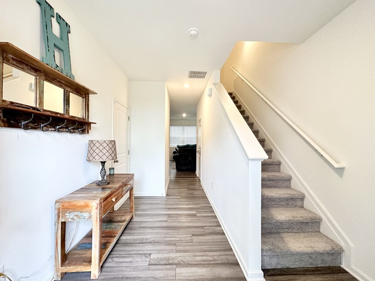 1060 Paddington Drive - Photo 2 of 13
