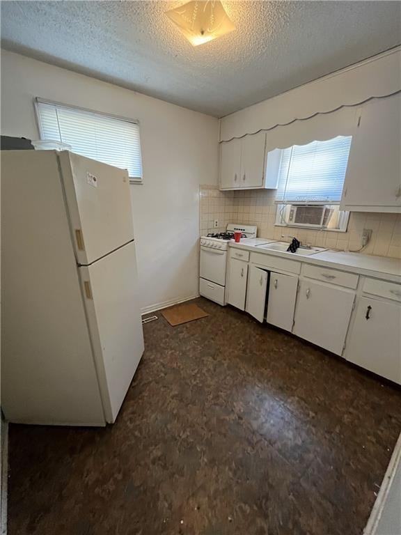 300 Zoll St #B - Photo 2 of 11