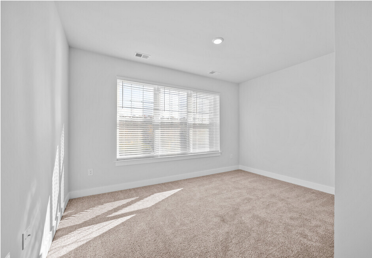 Bath View Apartments - Photo 4 of 10