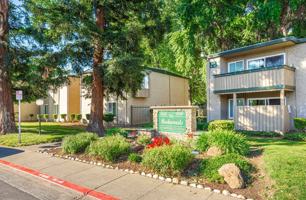 featured image of 2850 La Loma Dr