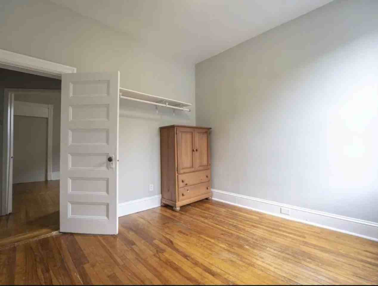 505 Kent Street, Unit 2, Ottawa - Photo 3 of 8