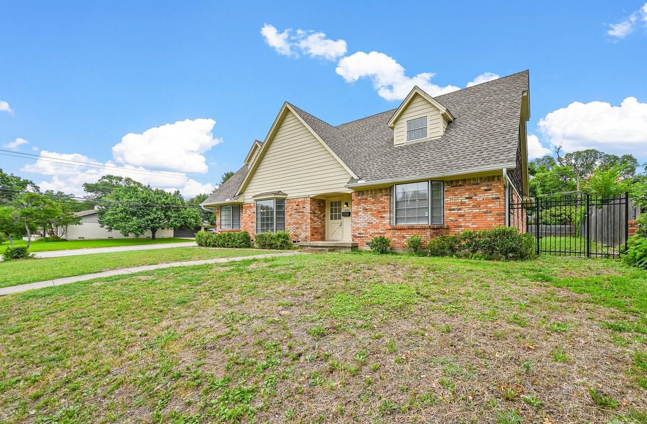 13346 Purple Sage Rd - Photo 2 of 35
