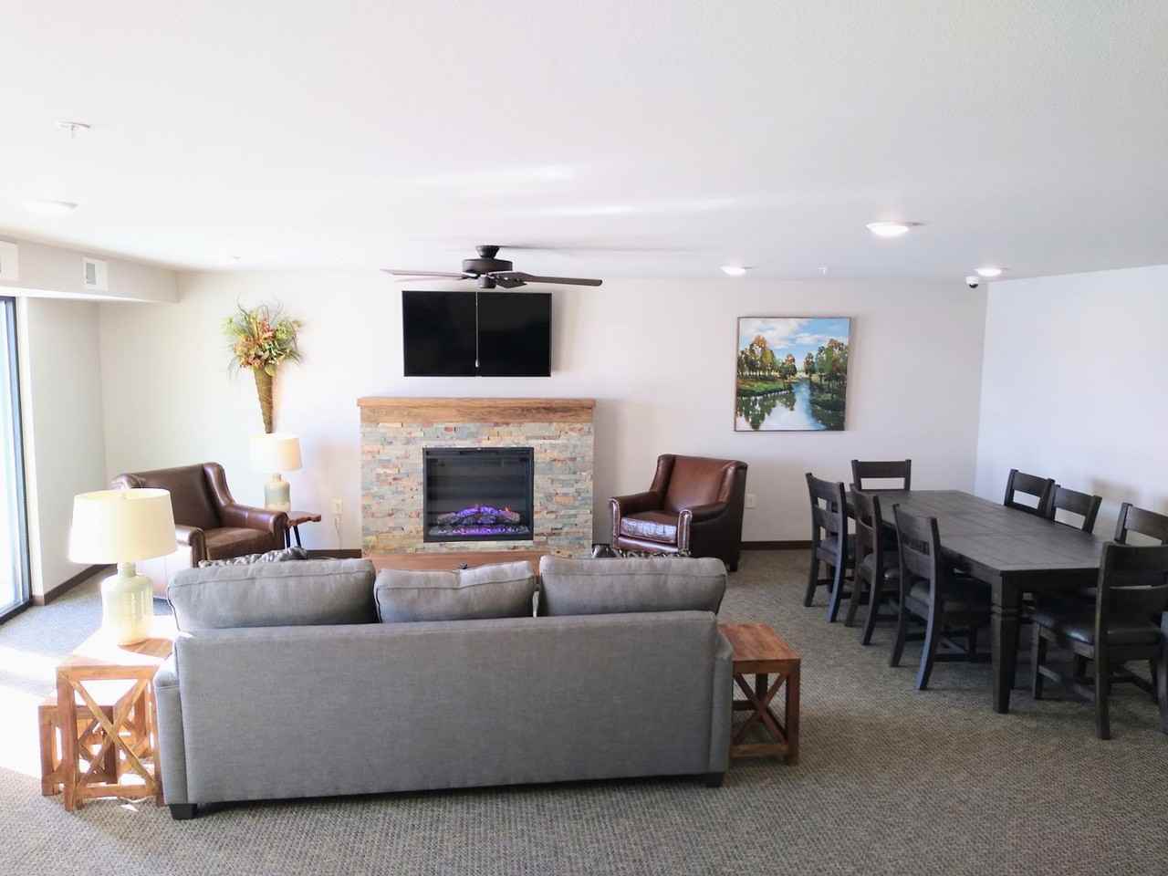 The Pines on 33rd 2 - Photo 3 of 11