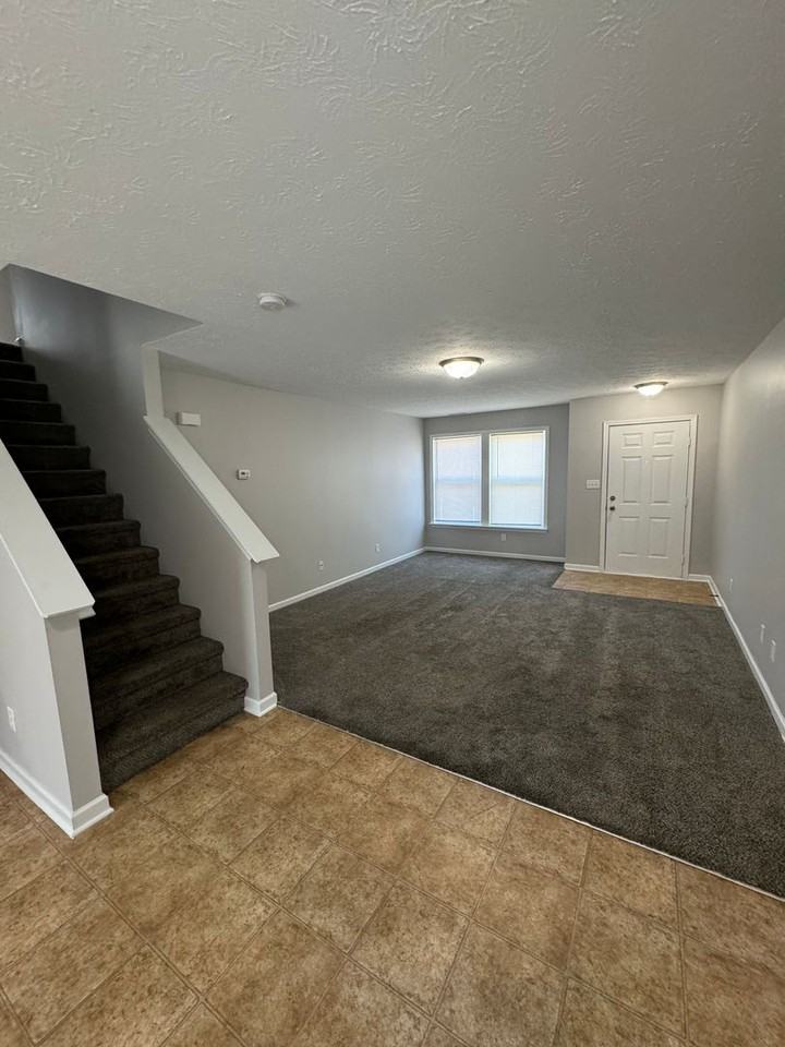 3359 Cessna Dr - Photo 6 of 11
