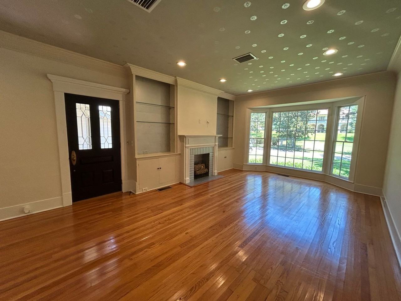 815 Unadilla St - Photo 2 of 17