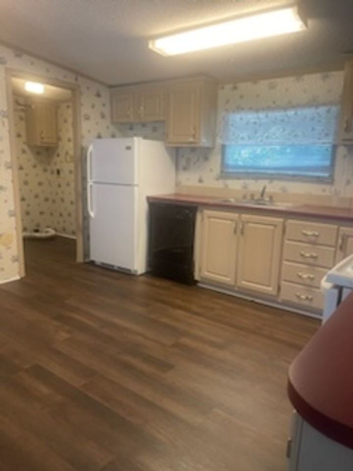 430 Valley Forge Way S - Photo 3 of 23