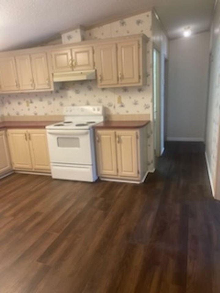 430 Valley Forge Way S - Photo 4 of 23