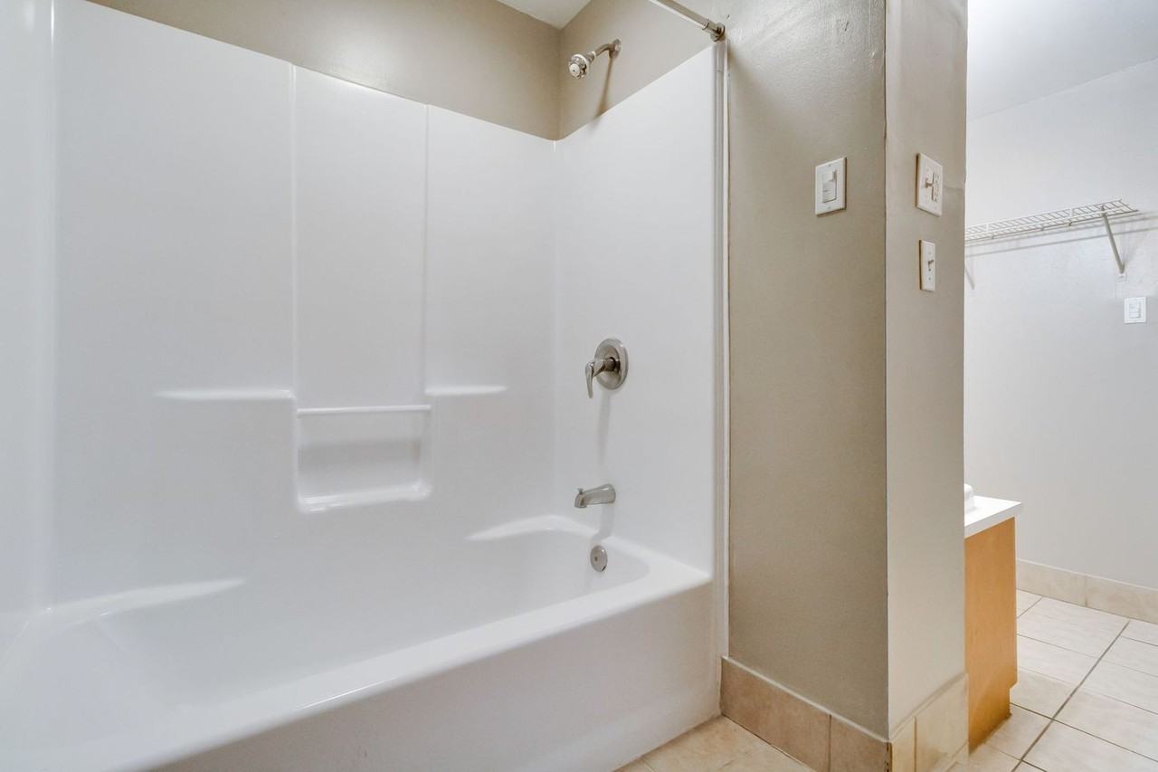 Congress Gardens Apartments 3603 W Congress St, Lafayette, LA 70506