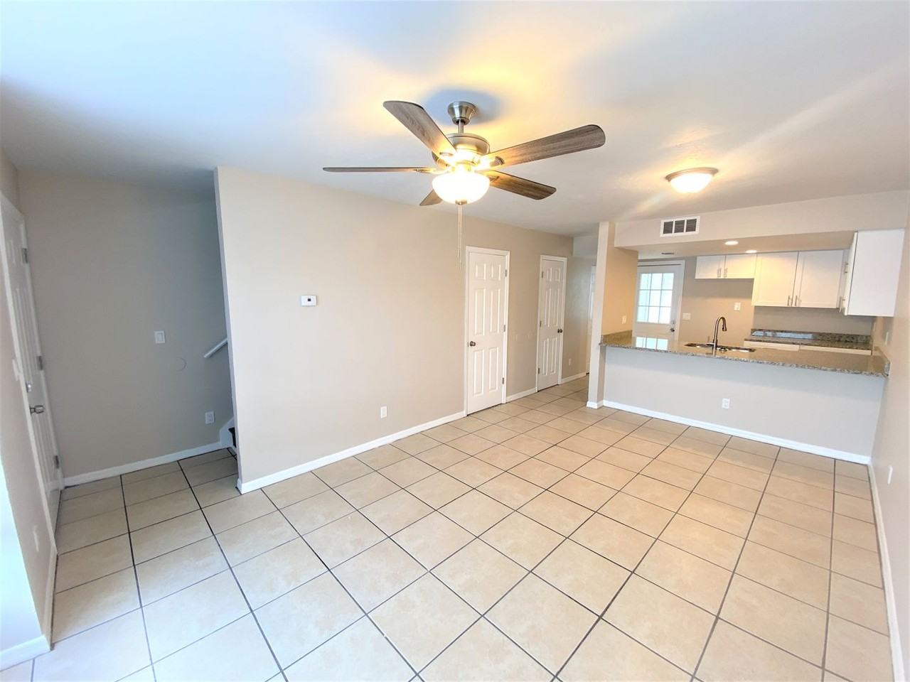 PIKUS (Sunshine Villas - Photo 2 of 15