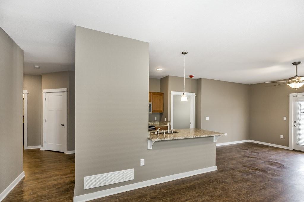 StoneHawk Duplexes - Photo 6 of 16