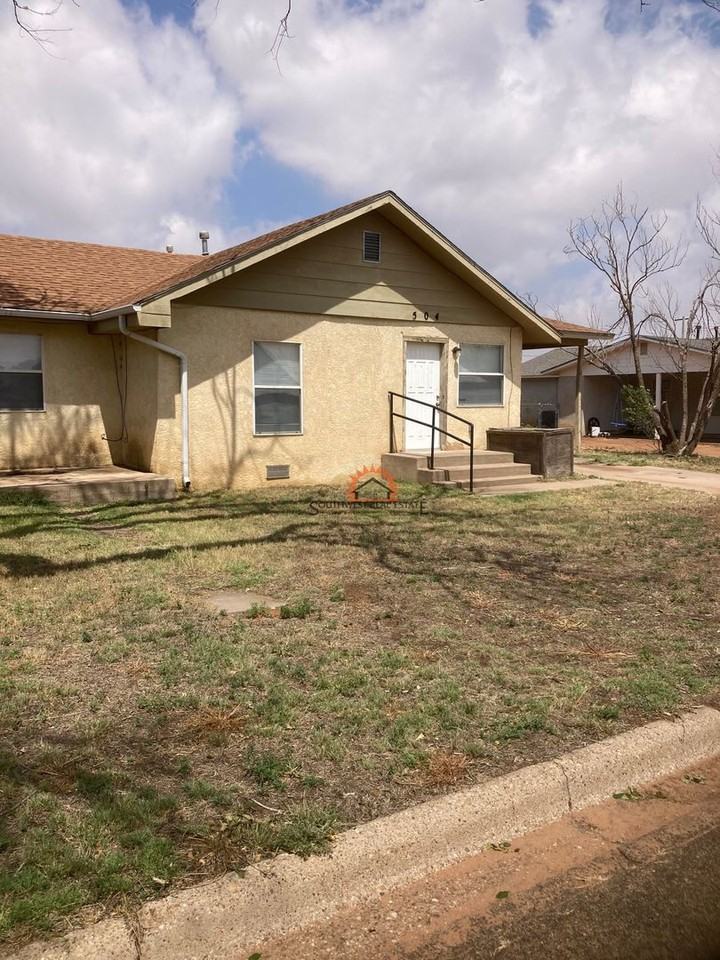 500 Turner Duplex - Photo 2 of 14