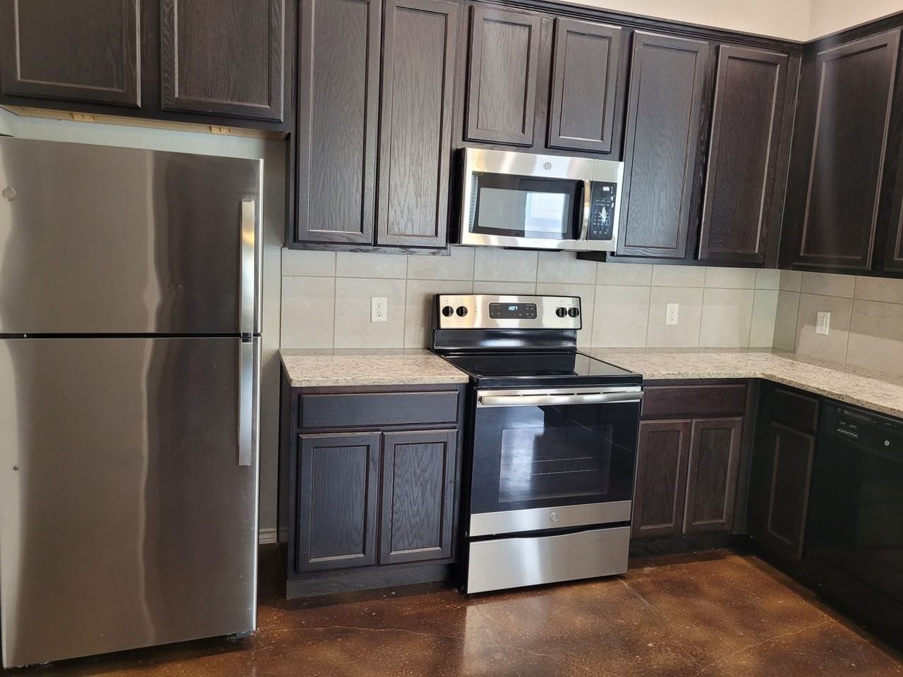 Adorable Duplex in Seguin, TX - Photo 2 of 12