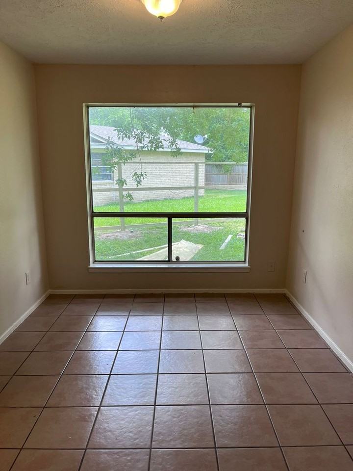 2103 Musket Groves St - Photo 3 of 16