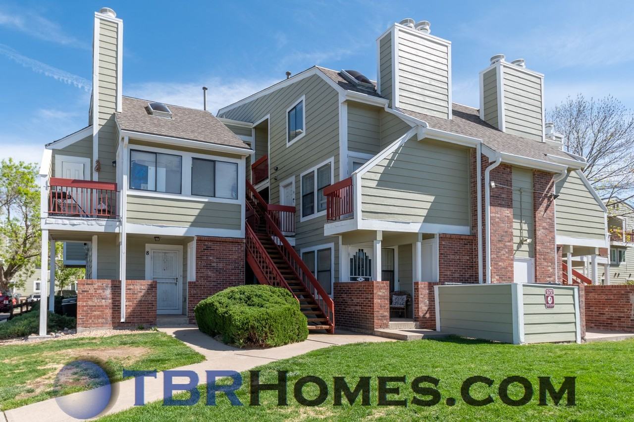 920 S Dawson Way #19