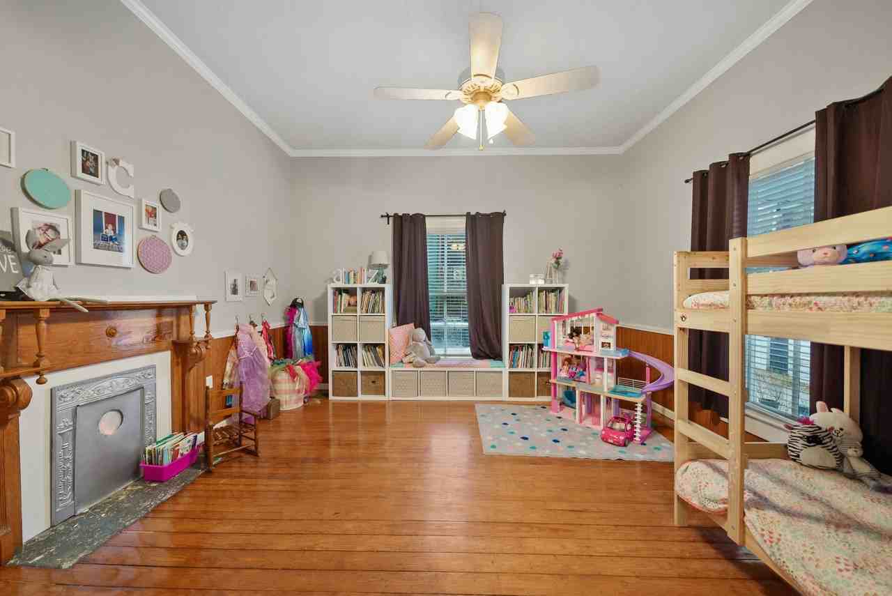 108 E Trinity Ave - Photo 3 of 17