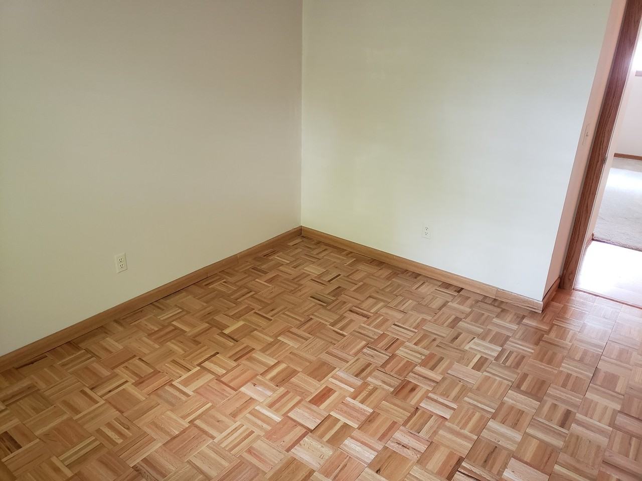 6221 W 110th Ave - Photo 7 of 28