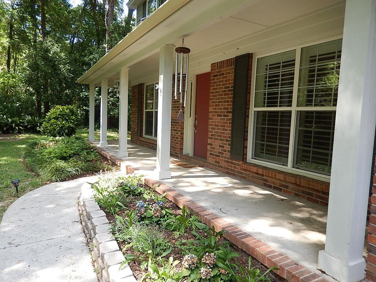 2341 Edenfield Rd - Photo 2 of 32
