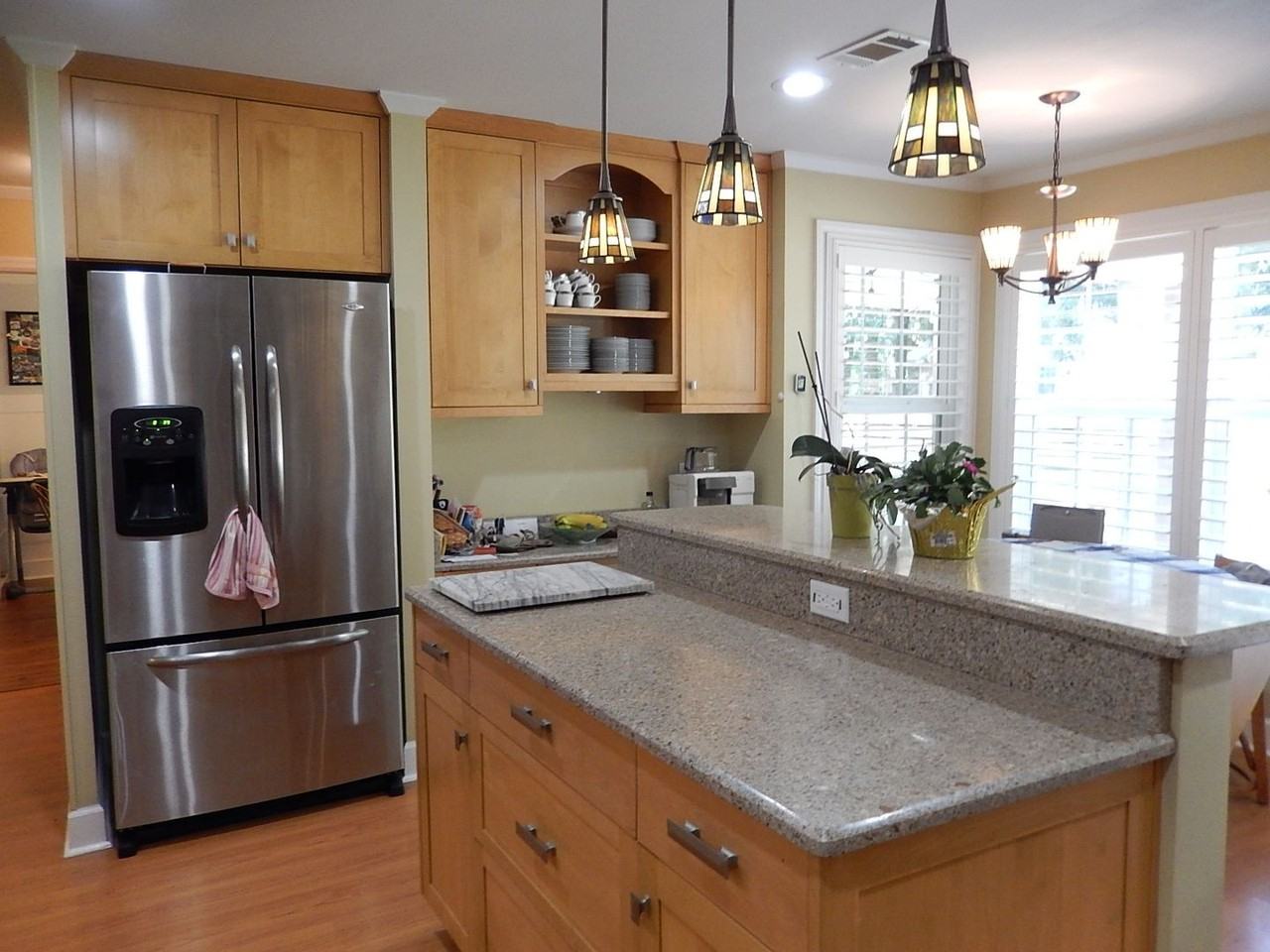 2341 Edenfield Rd - Photo 4 of 32