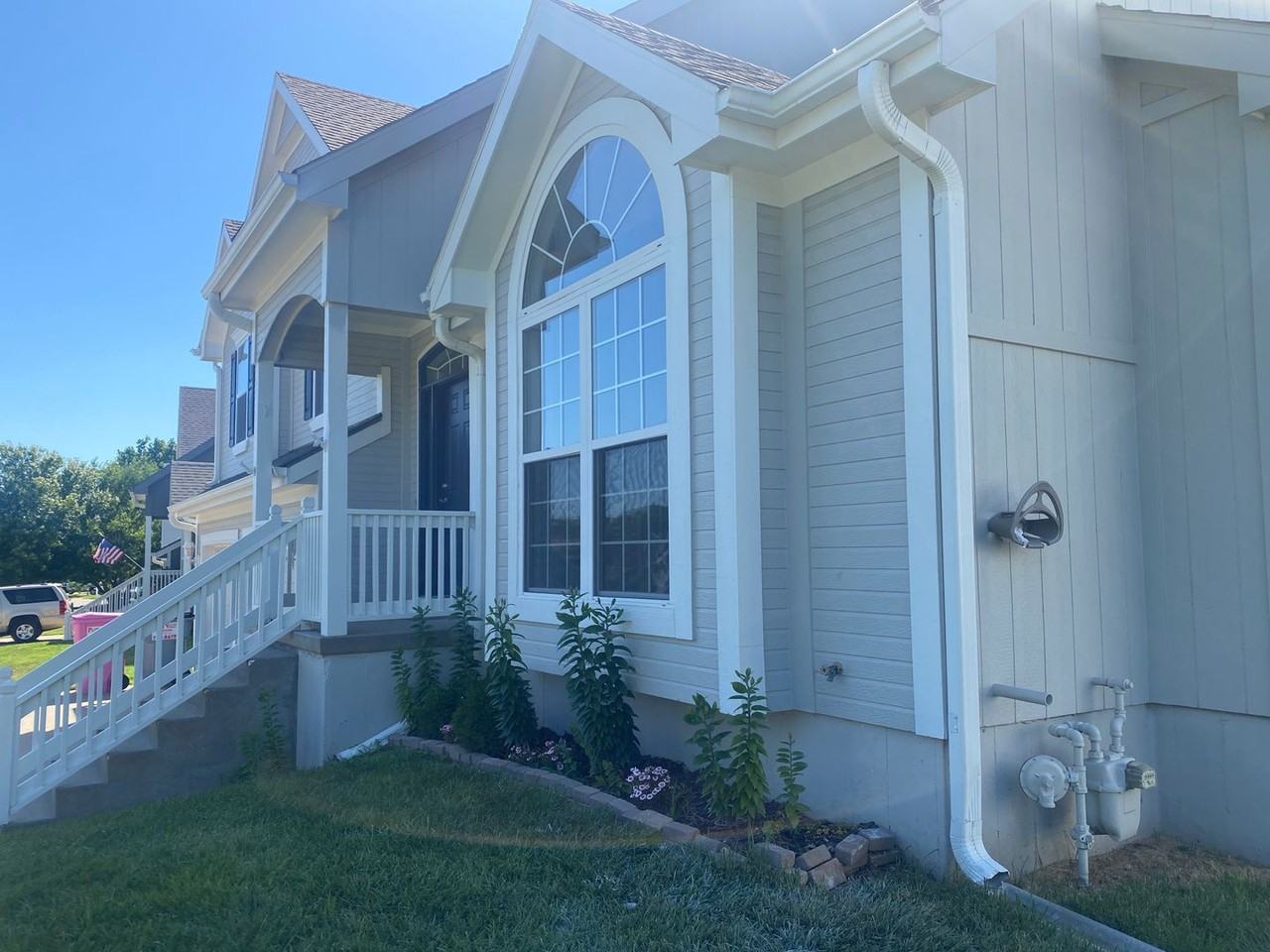 15350 Nw 127th St - Photo 2 of 23