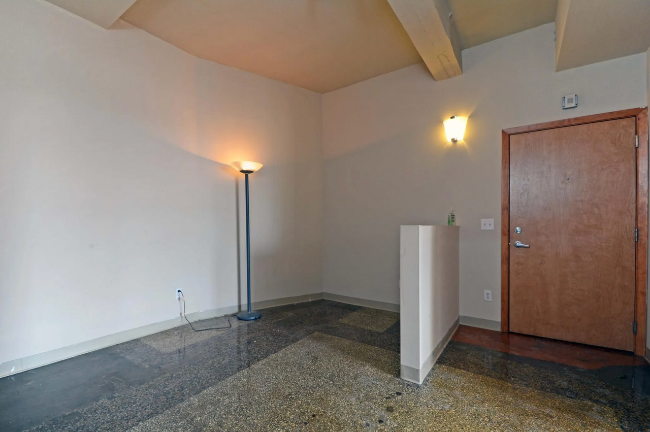488 Wabasha St N #507 - Photo 7 of 10