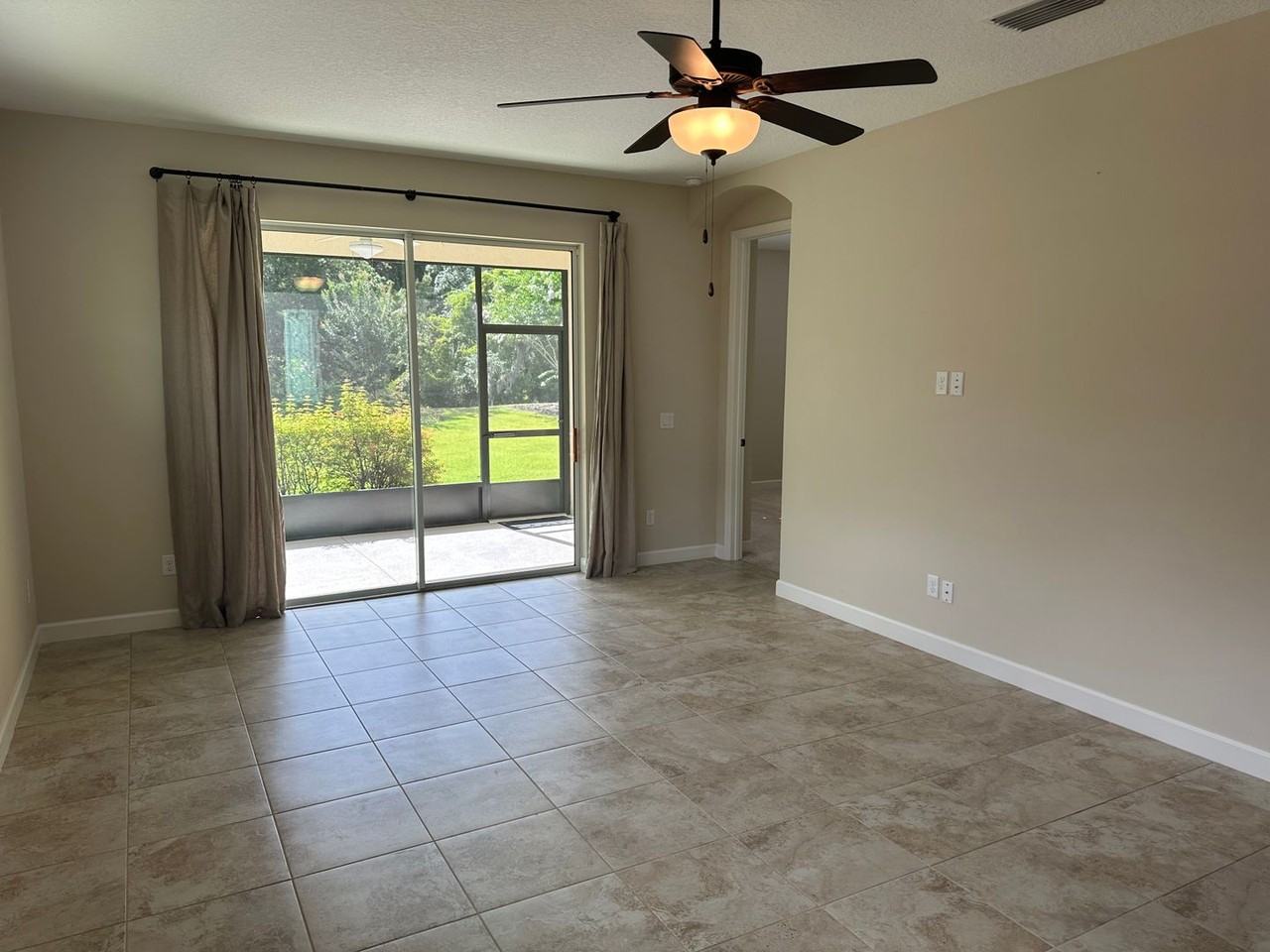 8206 Bridgeport Bay Cir - Photo 3 of 20