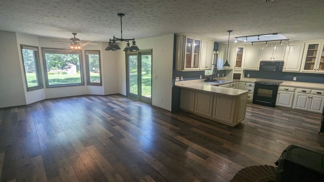 2230 Wisteria Way - Photo 2 of 10