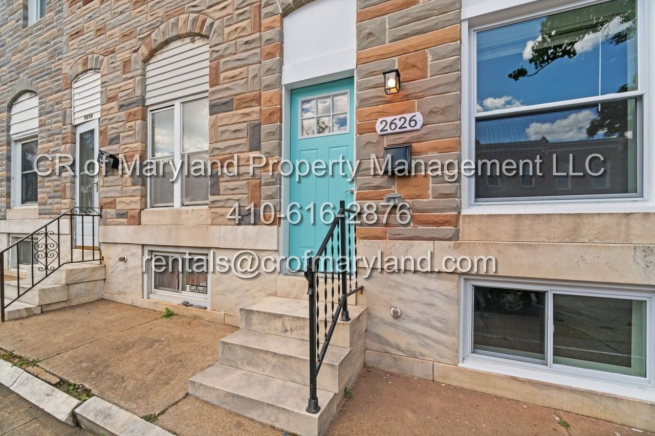 2626 E Monument St - Photo 2 of 21