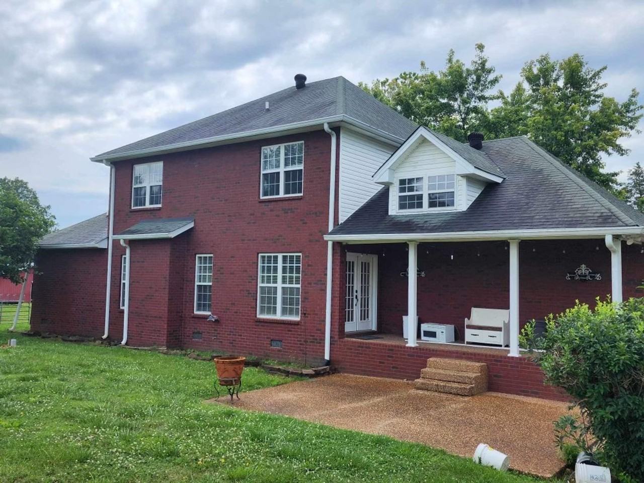 449 Sanders Ln - Photo 2 of 32