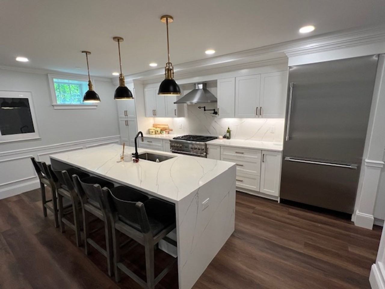 124 Longwood Ave - Photo 2 of 22