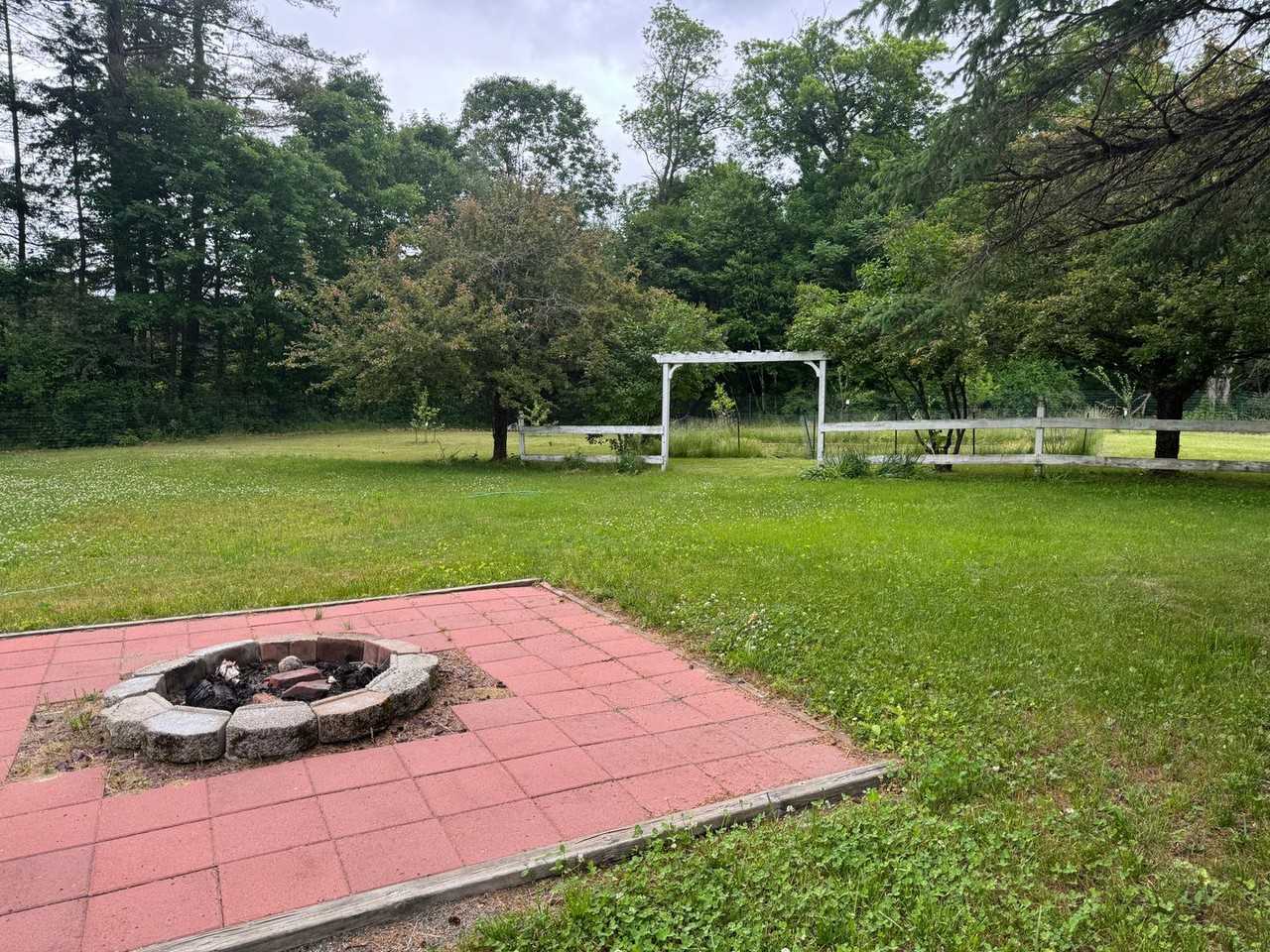 93 Lyme Rd - Photo 5 of 18