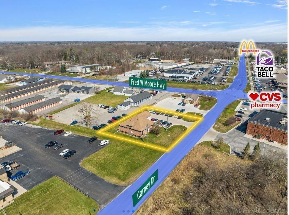 1306 S Carney Dr - Photo 2 of 7