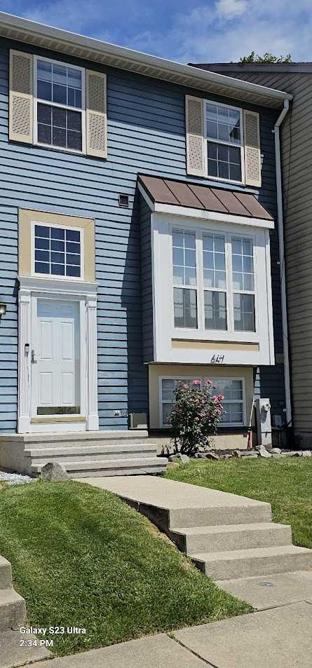 467 Palmer Terrace - Photo 2 of 32