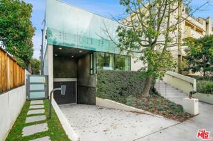 732 Huntley Dr Unit 1  