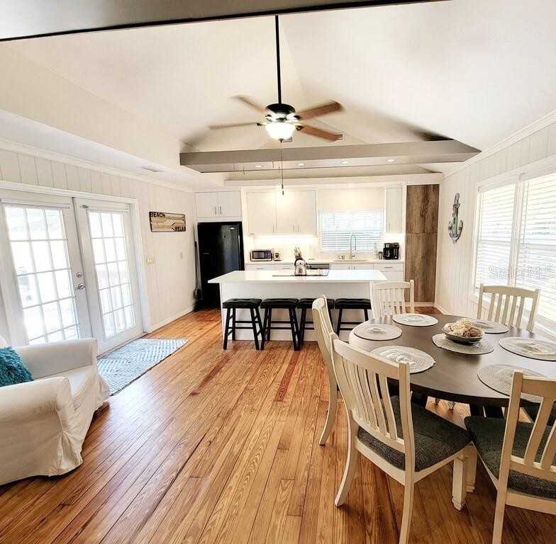 1817 Ivanhoe St #AB - Photo 6 of 26