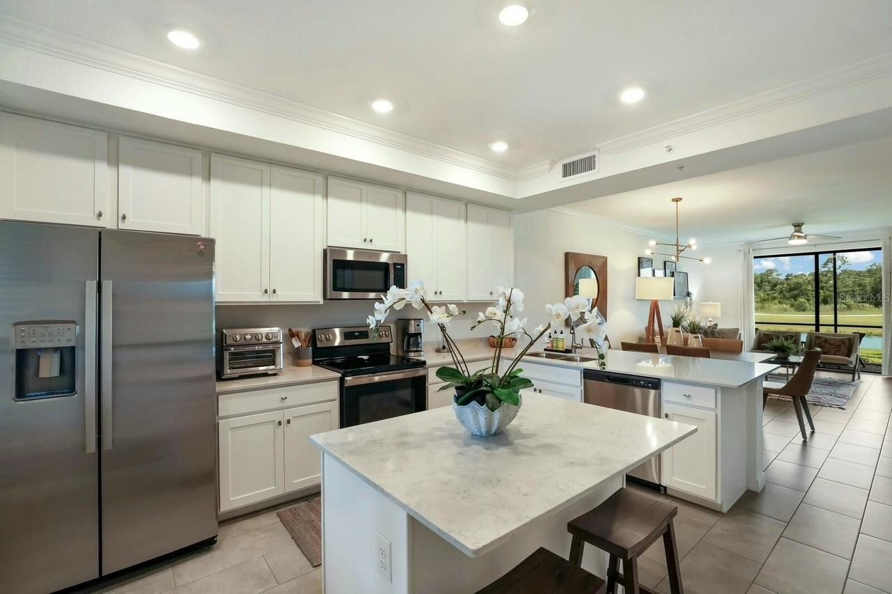 18008 Gawthrop Dr #104 - Photo 7 of 50